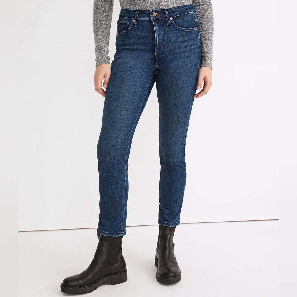 Madewell Curvy Mid-Rise Stovepipe Straight Leg Jeans Dahill Wash Size 26 NG382